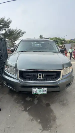 Honda Ridgeline 2010 Gray
