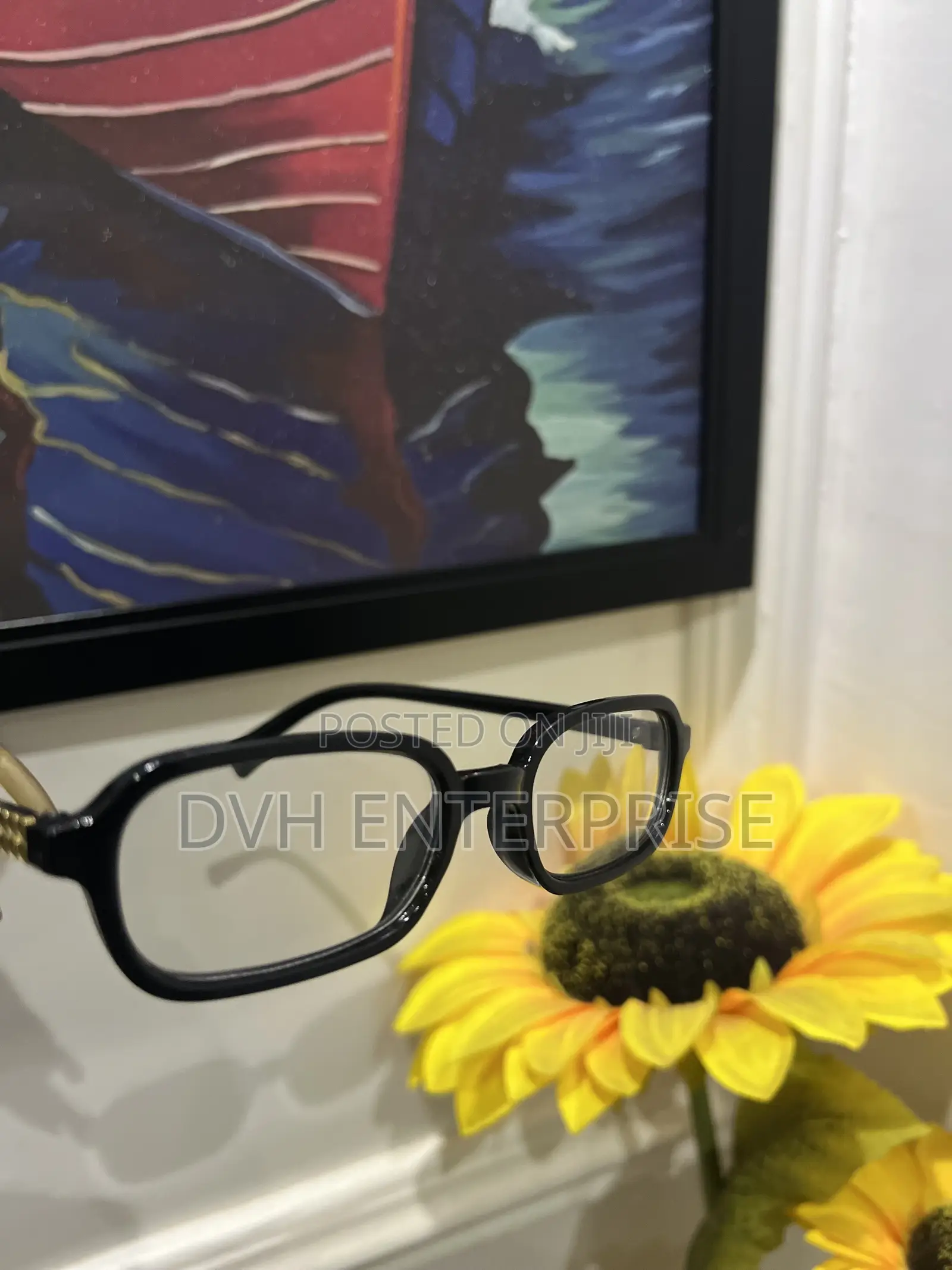 Black Photochromic Multi Focal Reading Glasses.