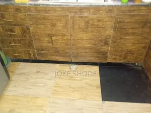 Full Kitchen Cabinet Without Marble for Sale