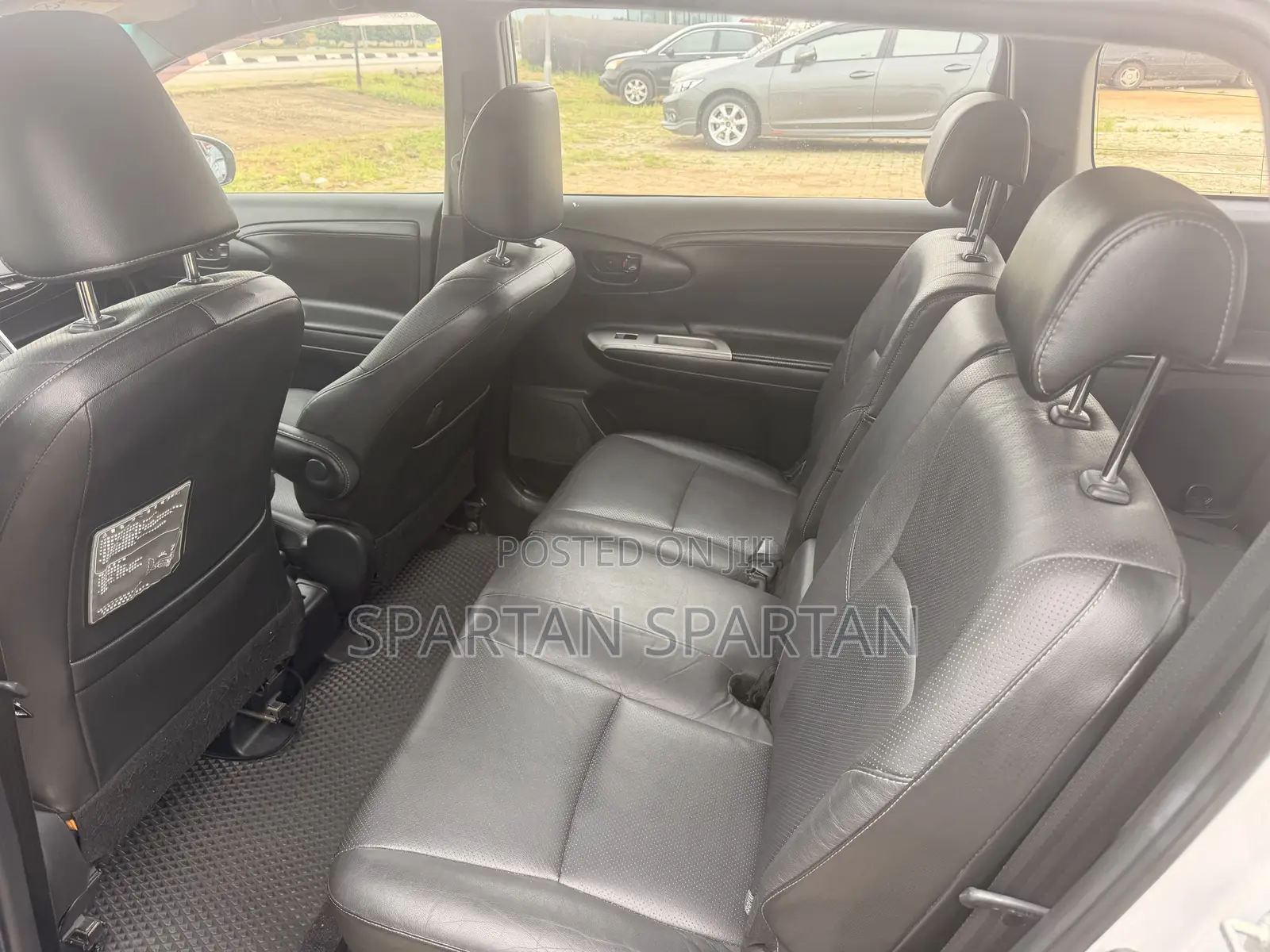Toyota Wish 2011 Silver
