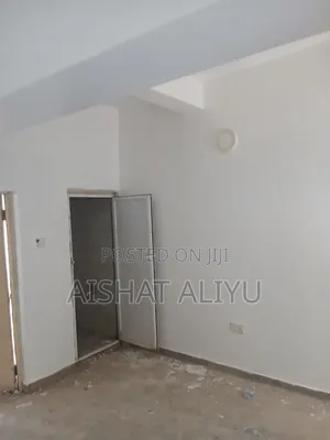 1bdrm Apartment in Apo  Mechanic Estate, Zone B for rent