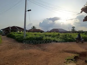 905Sqm Plot of Land in Moniya