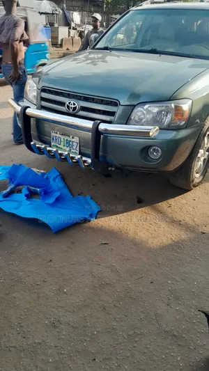 Front Guard for Toyota Highlander 2005