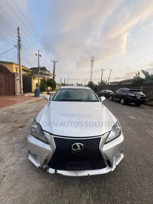 Lexus IS 2015