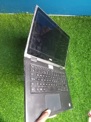 Laptop Dell Latitude 3390 2-in-1 8GB Intel Core i5 SSD 128GB