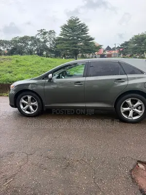 Toyota Venza LE 2014 Gray