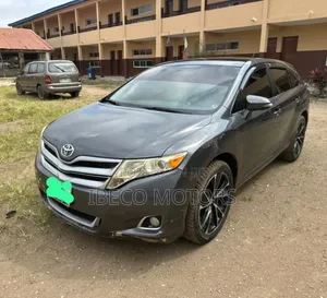 Toyota Venza XLE AWD 2013 Gray