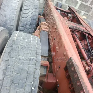Iveco 2000 Blue