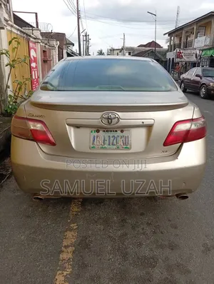 Toyota Camry XLE V6 4dr Sedan (3.5L 6cyl 6AM) 2008 Gold