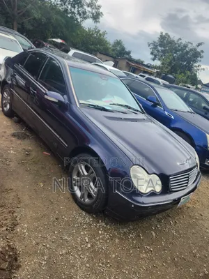 Mercedes-Benz C180 2004 Blue