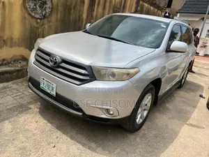 Toyota Highlander 2013 Silver
