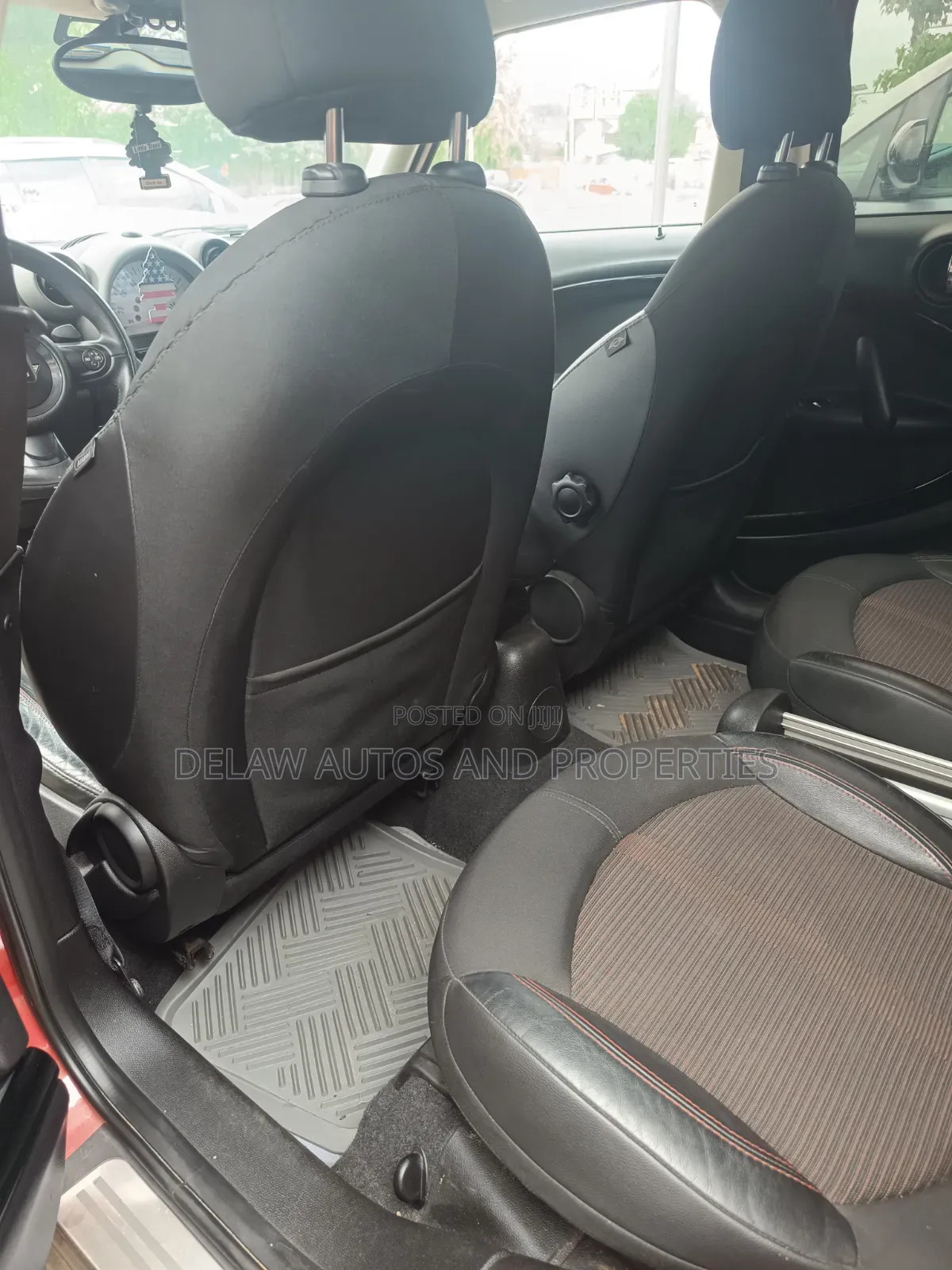Mini Cooper 2013 Red