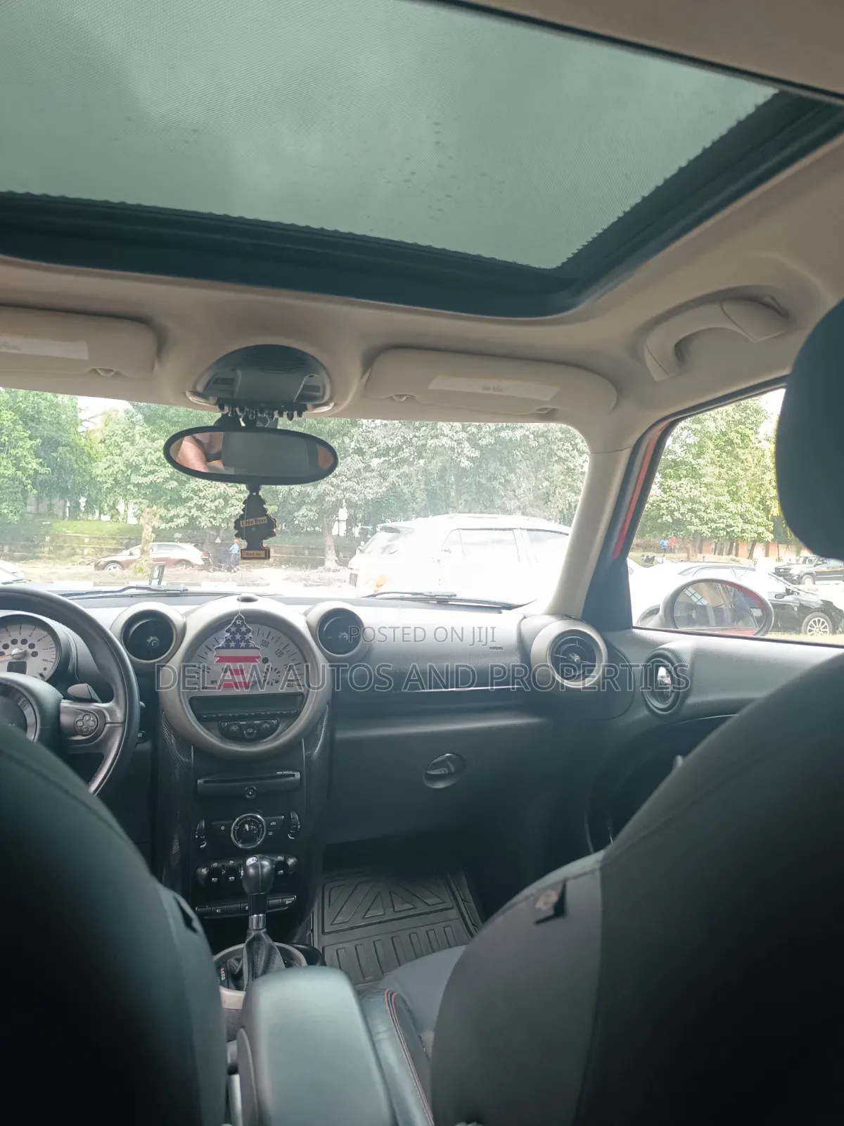 Mini Cooper 2013 Red