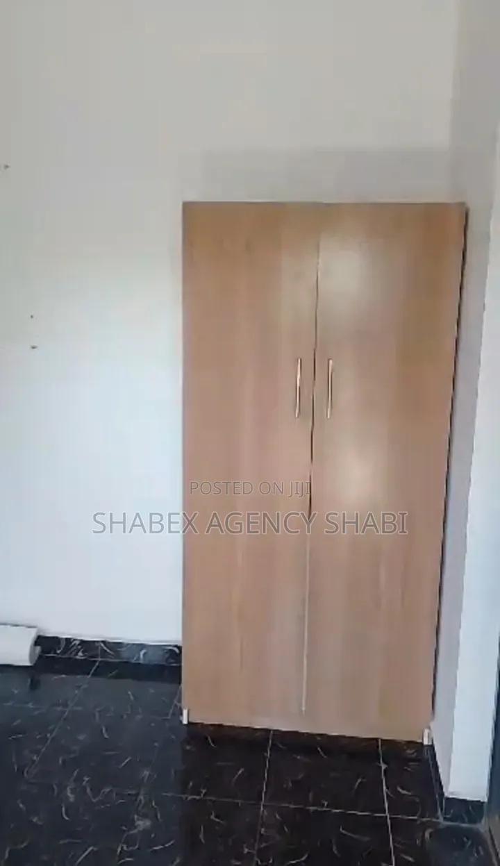 1bdrm Apartment in Epe for rent