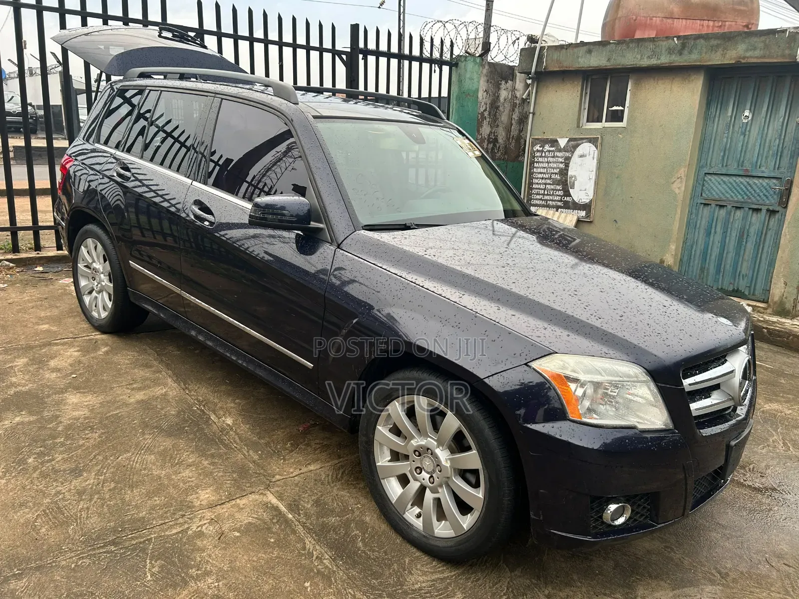Mercedes-Benz GLK-Class 350 2011 Blue