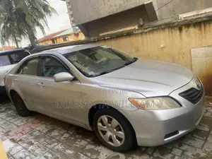 Toyota Camry 2009 Gray