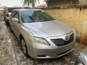 Toyota Camry 2009 Gray