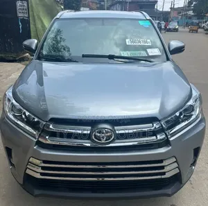 Toyota Highlander 2016 Gray