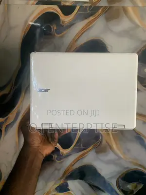 Laptop Acer Aspire R3-131T 4GB Intel Celeron HDD 250GB