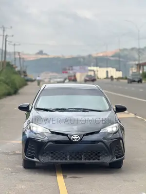 Toyota Corolla 2015 Black