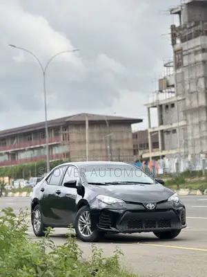 Toyota Corolla 2015 Black