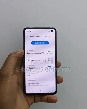 Samsung Galaxy S10e 128 GB Blue