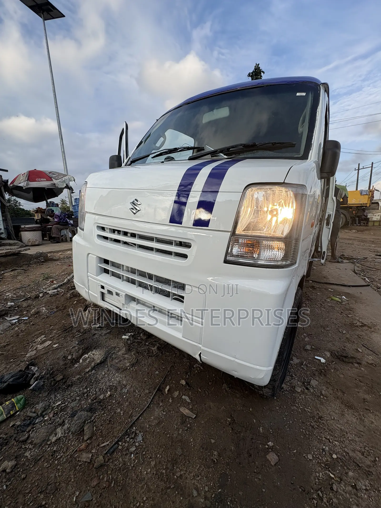 Suzuki Every 2012 White