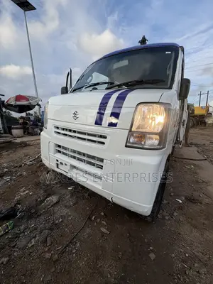 Suzuki Every 2012 White