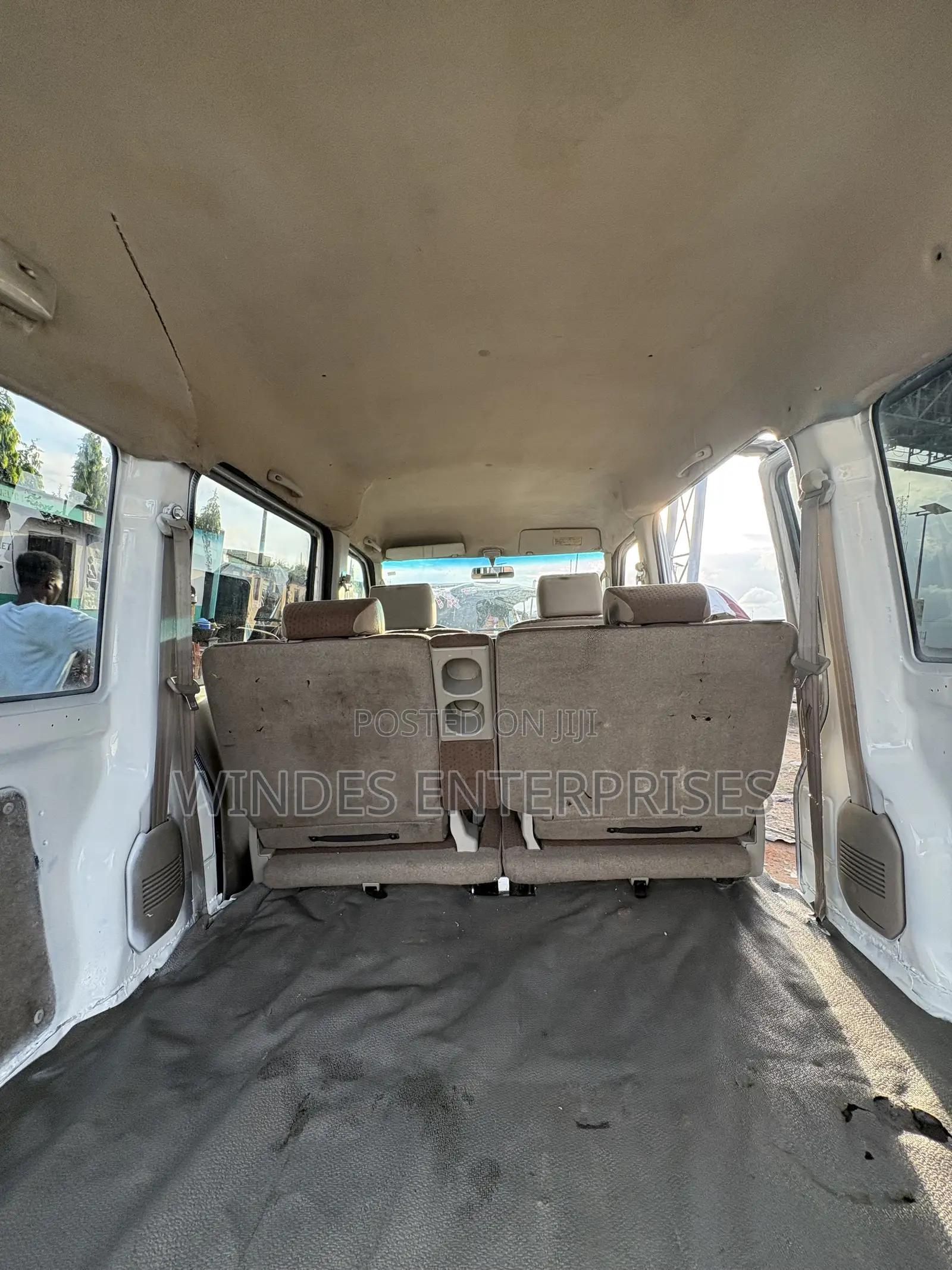 Suzuki Every 2012 White