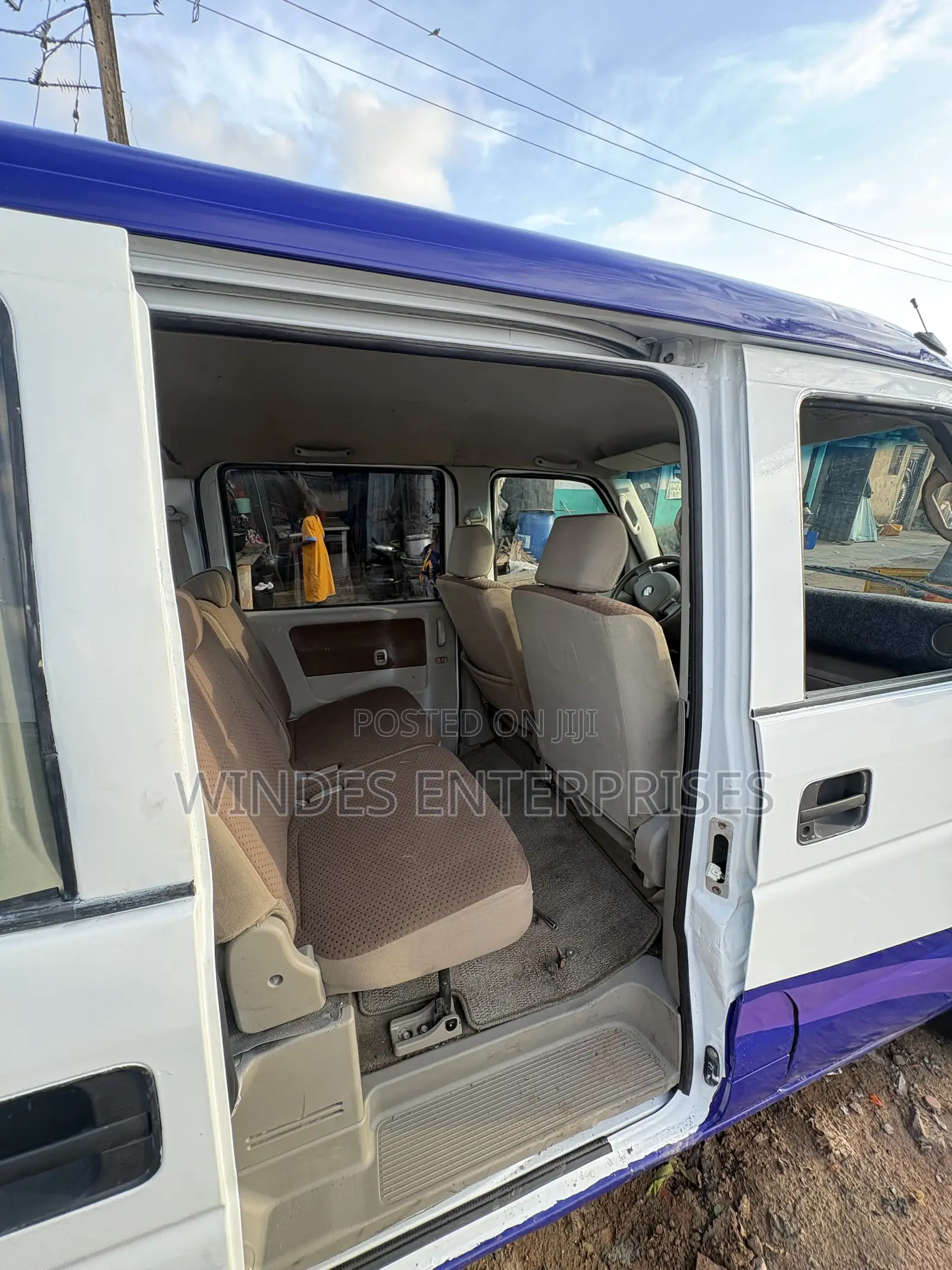 Suzuki Every 2012 White