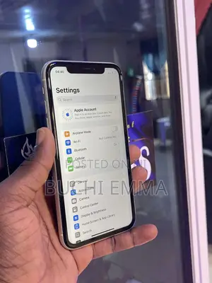 New Apple iPhone XR 64 GB White
