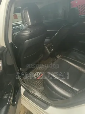 Toyota Avalon 2014 White