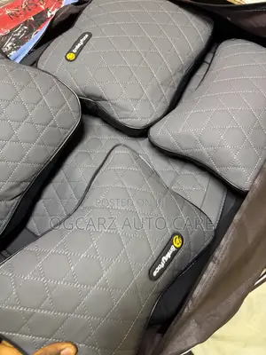 Seat Cover Highlander / Rx350 / RAV4 2015/ 2017 / 2020 / 2023 Avail