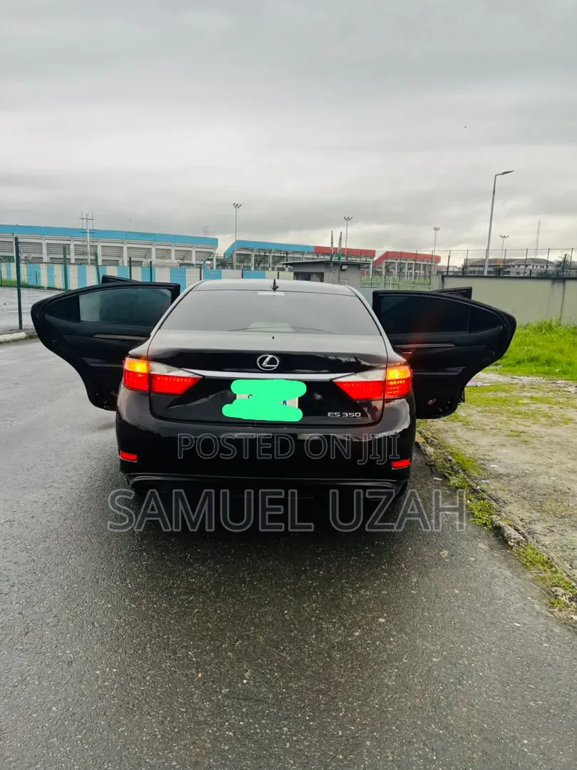 Lexus ES 2015 Black
