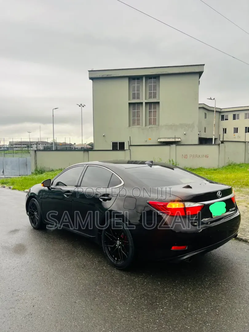 Lexus ES 2015 Black