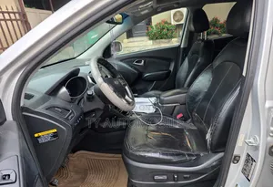 Hyundai Tucson 2011 Silver