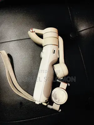 Dji Om 5 Smartphone Video Gimbal Stabilizer