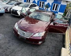 Lexus ES 350 2010 Red