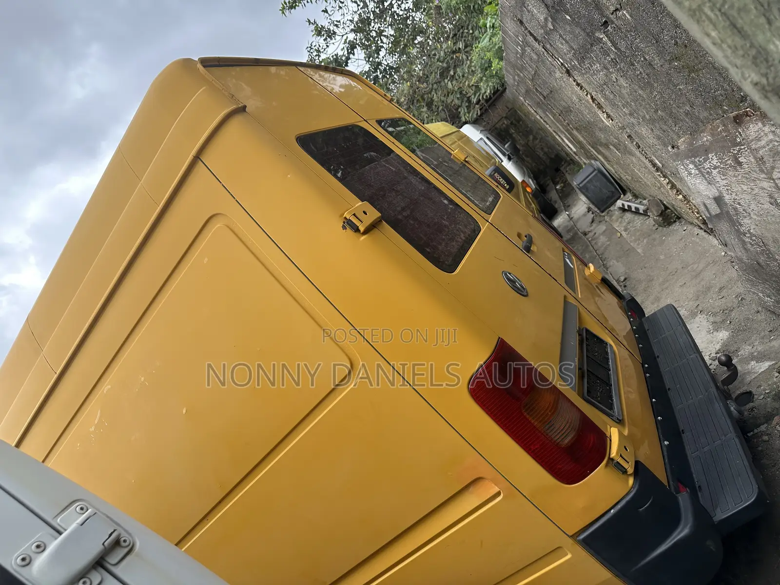 Volkswagen LT 2006 Yellow
