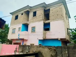 7bdrm Block of Flats in Braveproperties, Uyo for sale