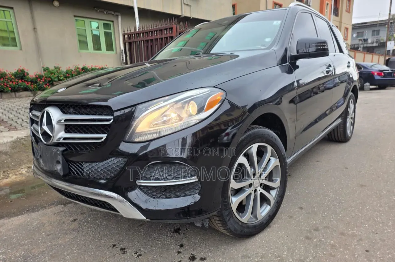 Mercedes-Benz M Class 2015 Black
