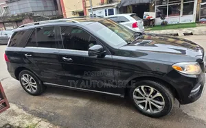 Mercedes-Benz M Class 2015 Black