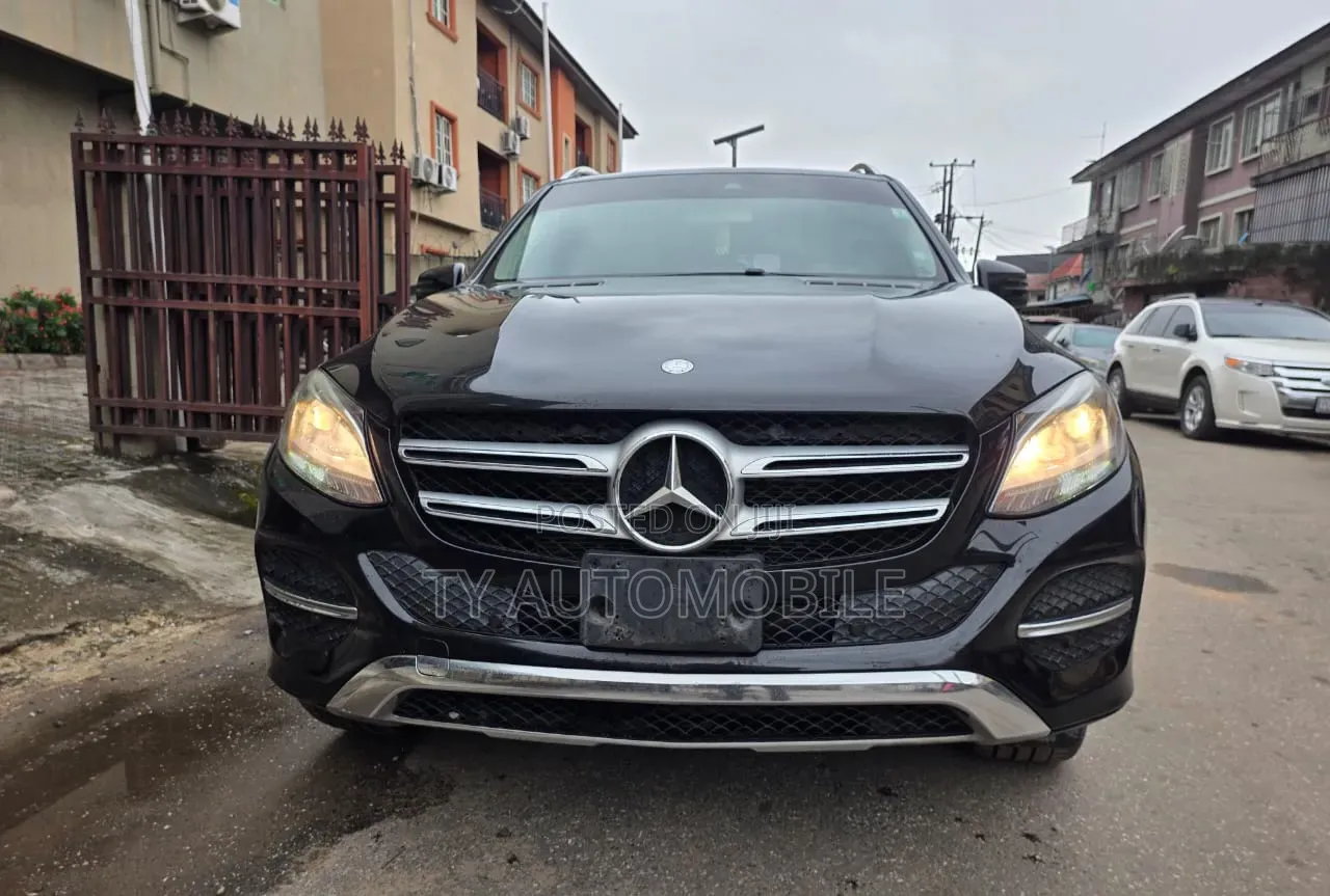 Mercedes-Benz M Class 2015 Black
