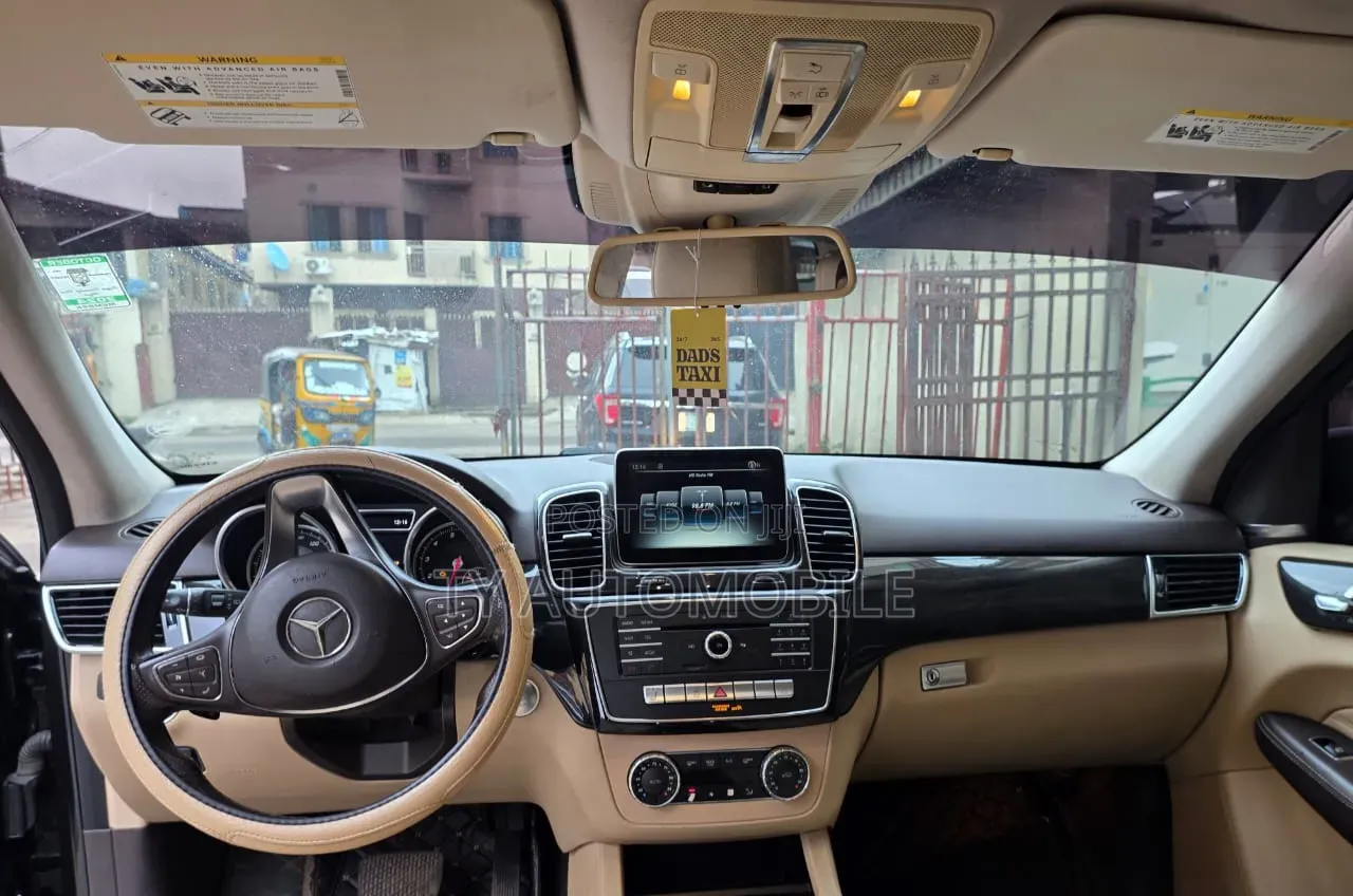 Mercedes-Benz M Class 2015 Black