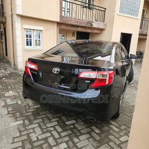 Toyota Camry SE 4dr Sedan (2.5L 4cyl 6A) 2013 Black