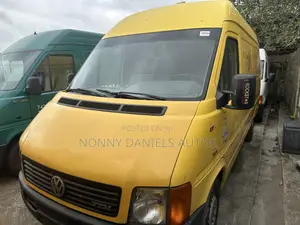 Volkswagen LT 2006 Yellow