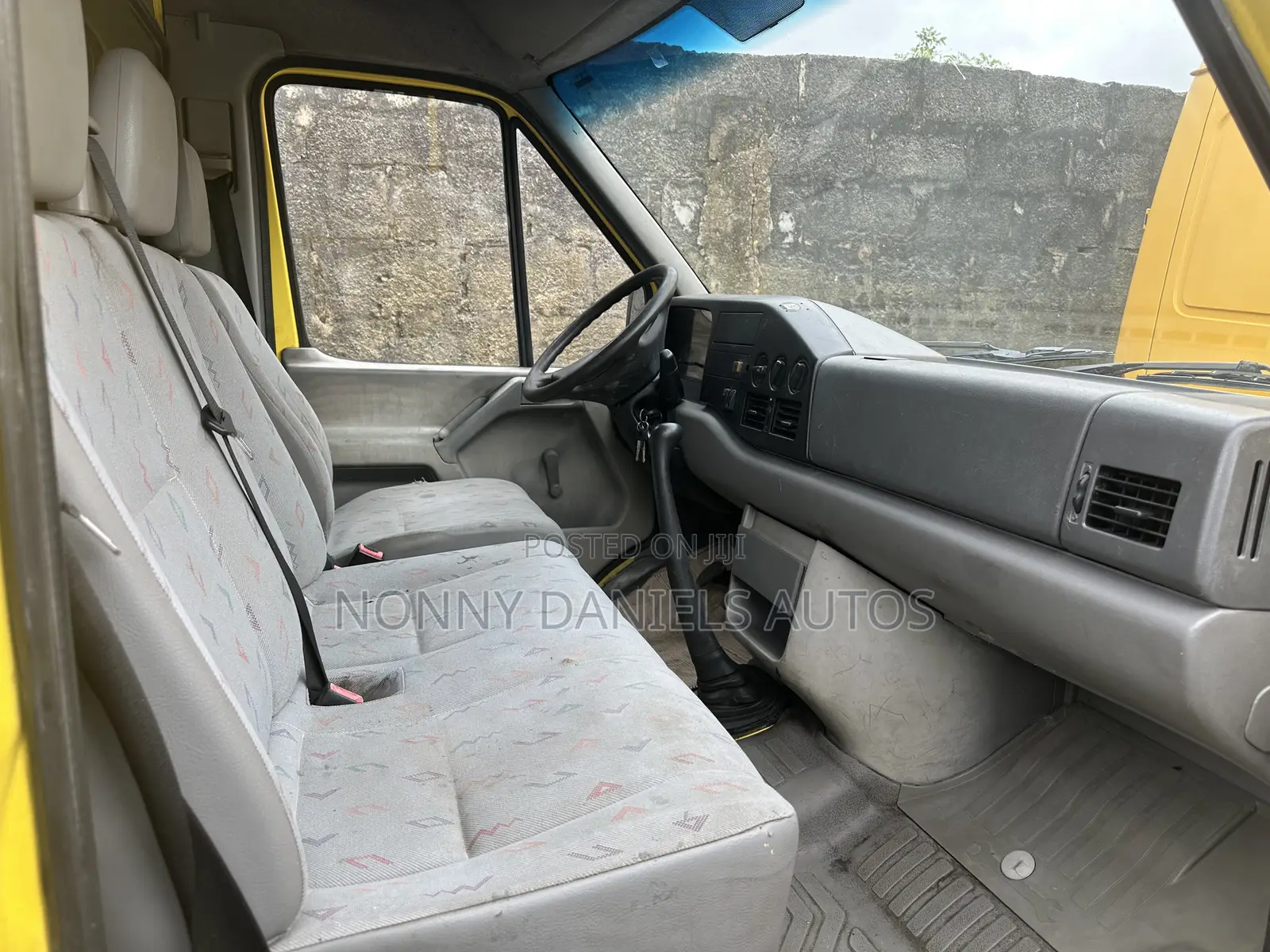 Volkswagen LT 2006 Yellow