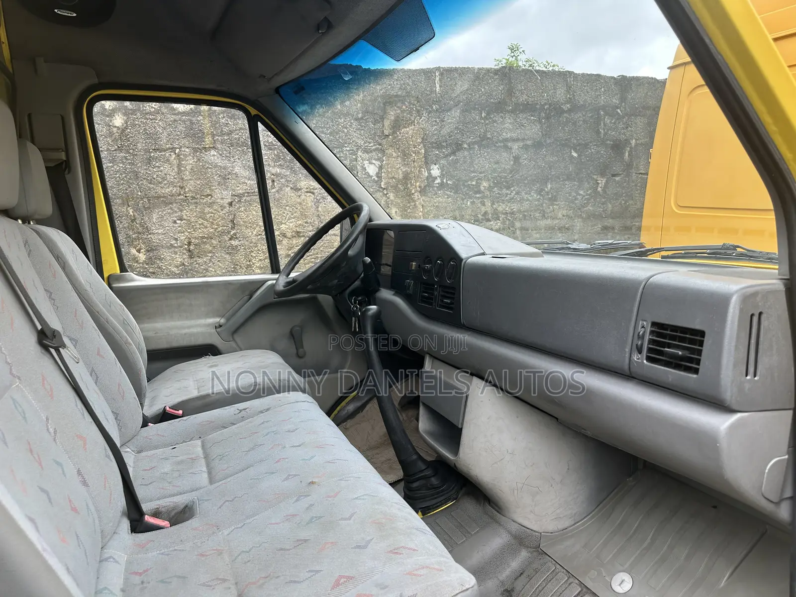 Volkswagen LT 2006 Yellow