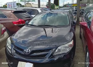 Toyota Corolla LE 4dr Sedan (1.8L 4cyl 4A) 2012 Black