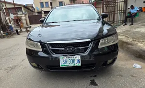 Toyota Avensis 2008 Black